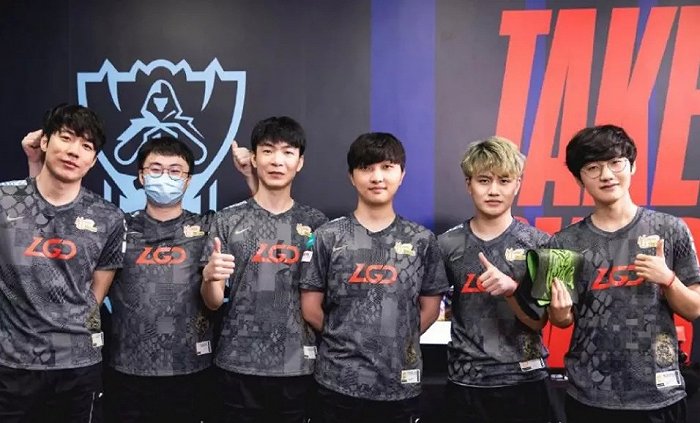 萨虽然也在 萨虽然也在