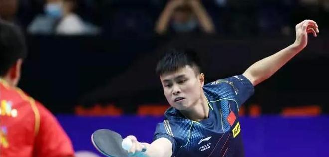 功离不开他 功离不开他